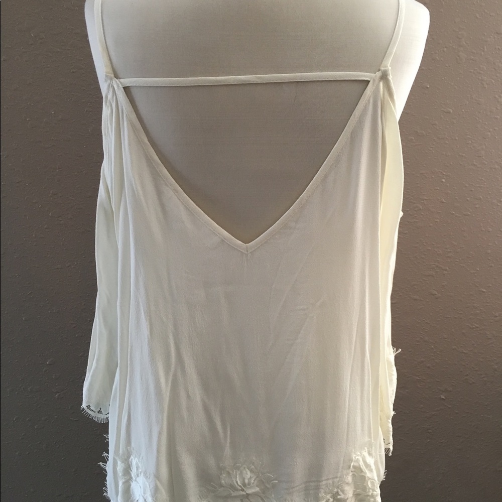 *NWT* Beautiful ASTR Ivory Lace Blouse - Picture 4 of 6